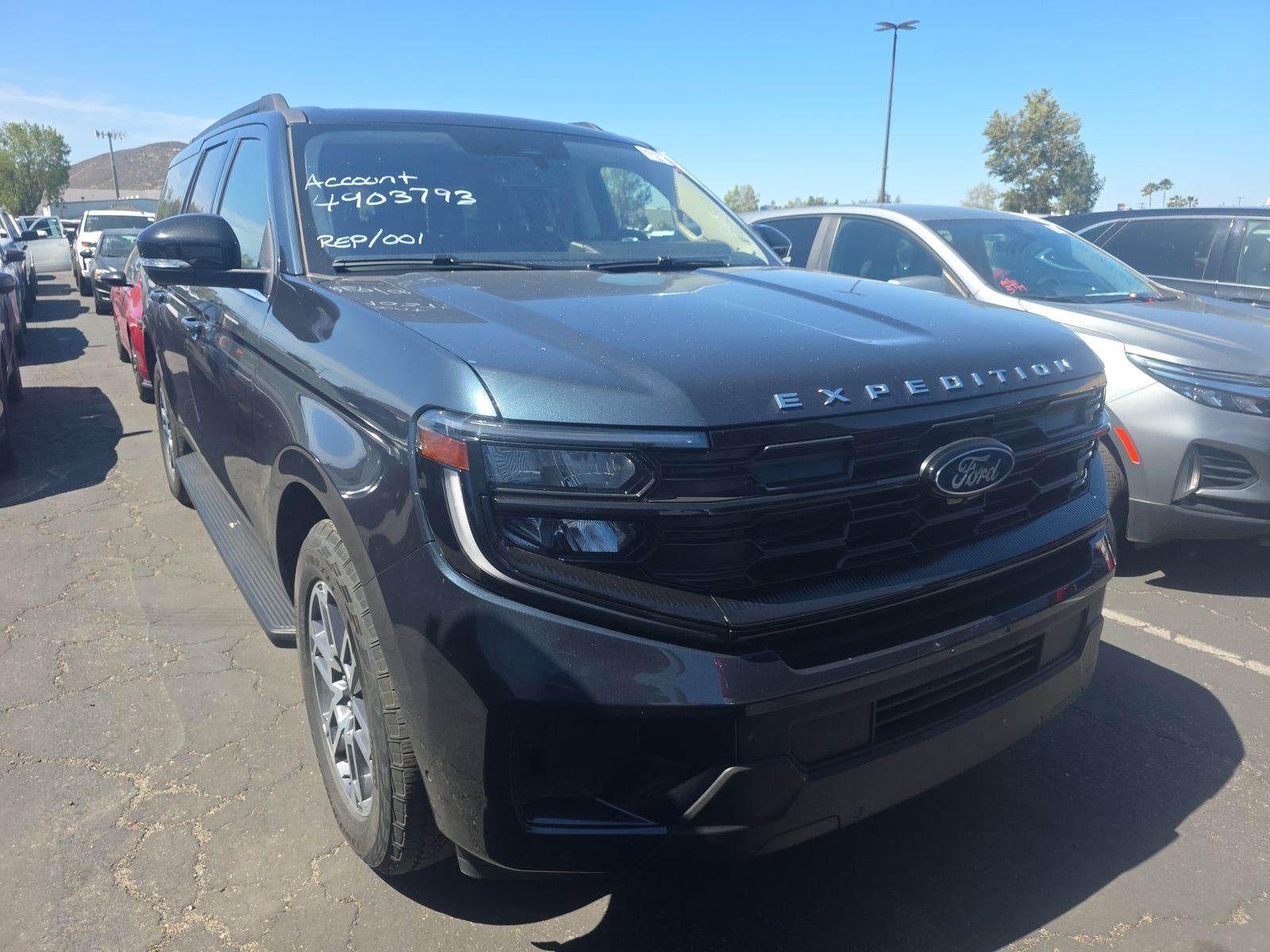 FORD EXPEDITION MAX - 4