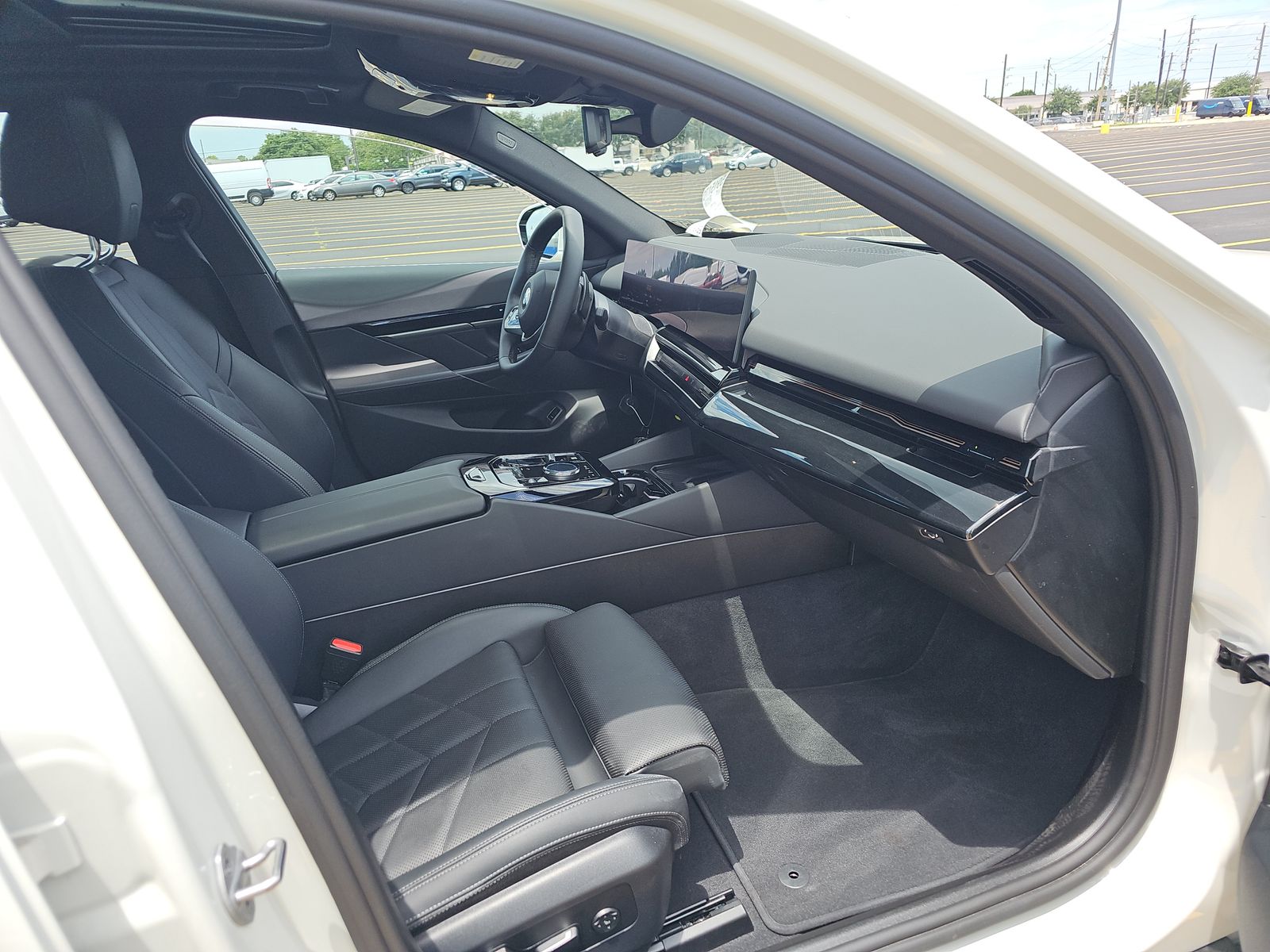 2026 BMW 5 Series 530i RWD