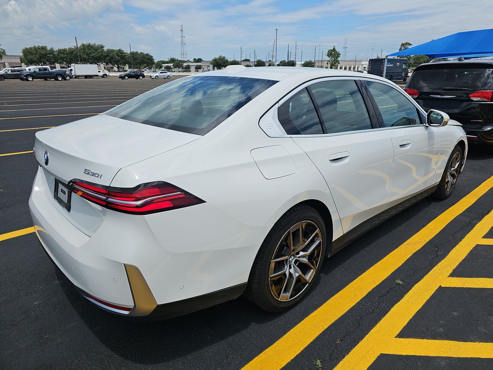 2026 BMW 5 Series 530i RWD