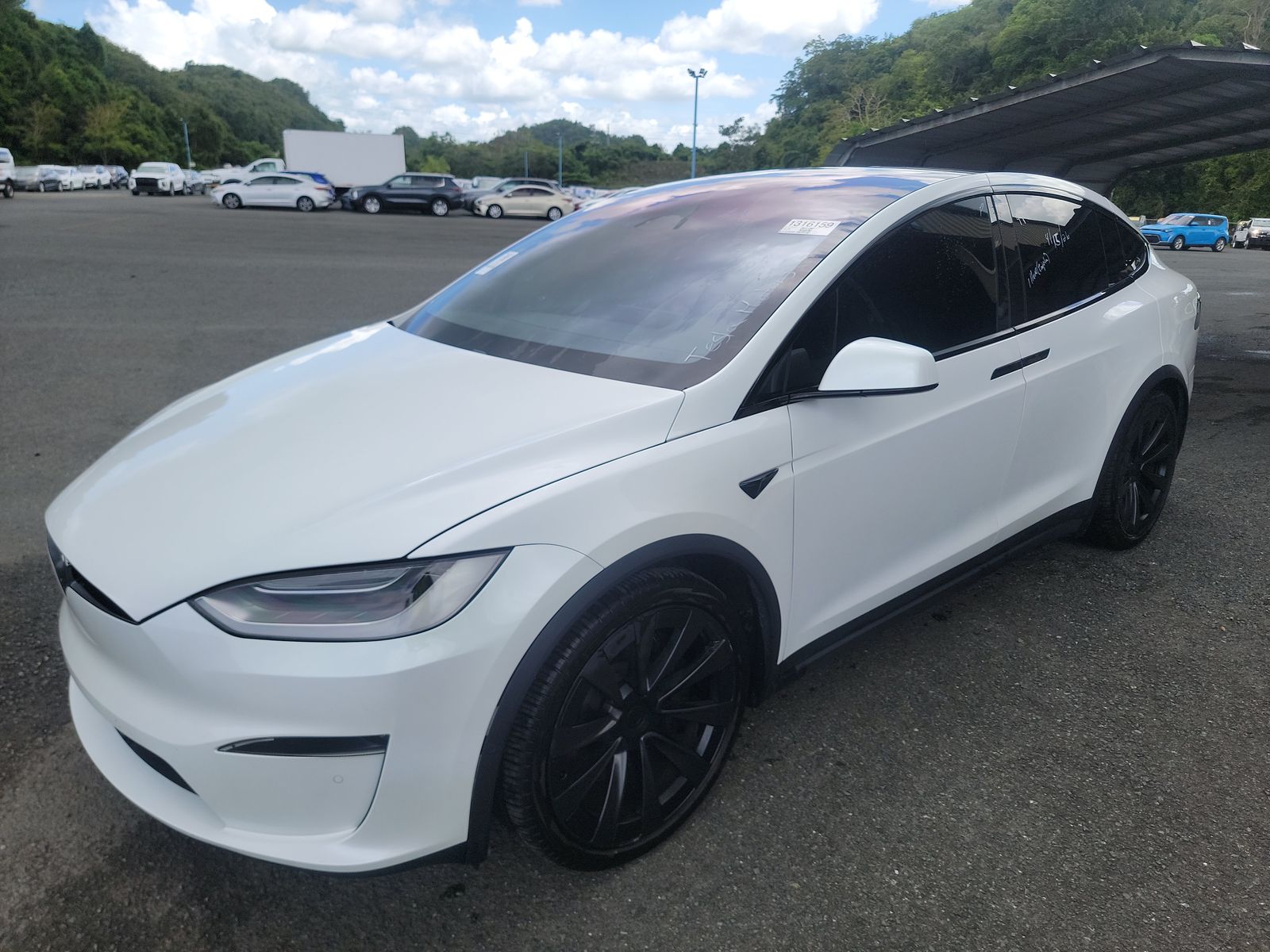 TESLA MODEL X - 1