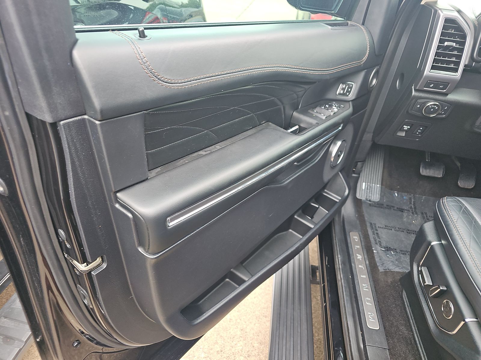 FORD EXPEDITION MAX - 10