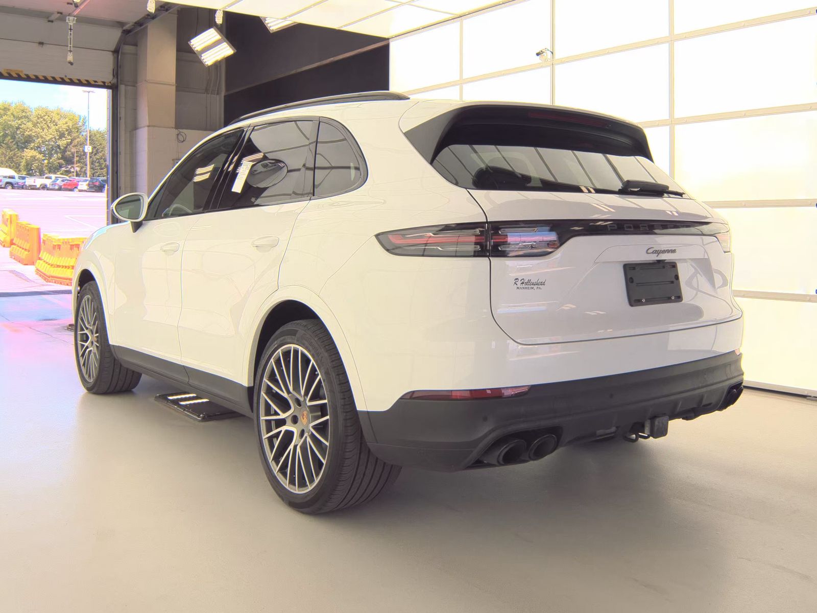 PORSCHE CAYENNE - 9
