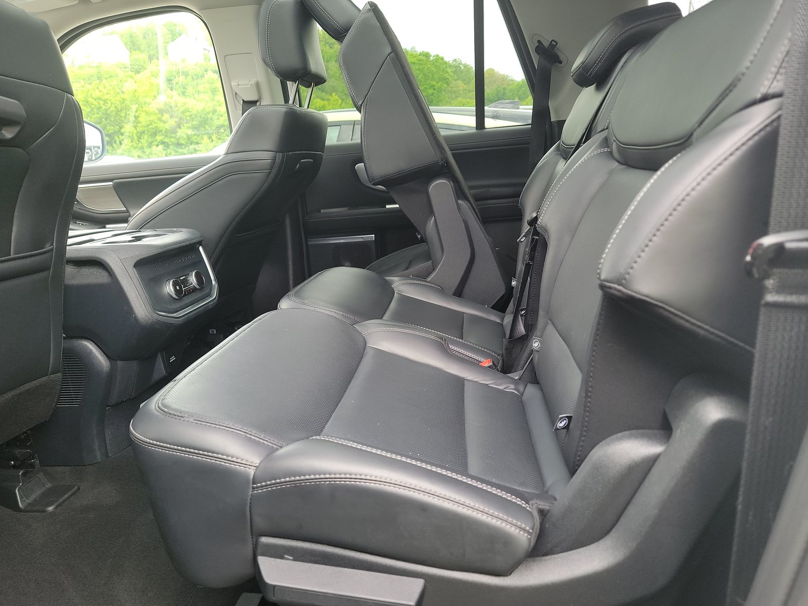 FORD EXPEDITION MAX - 8