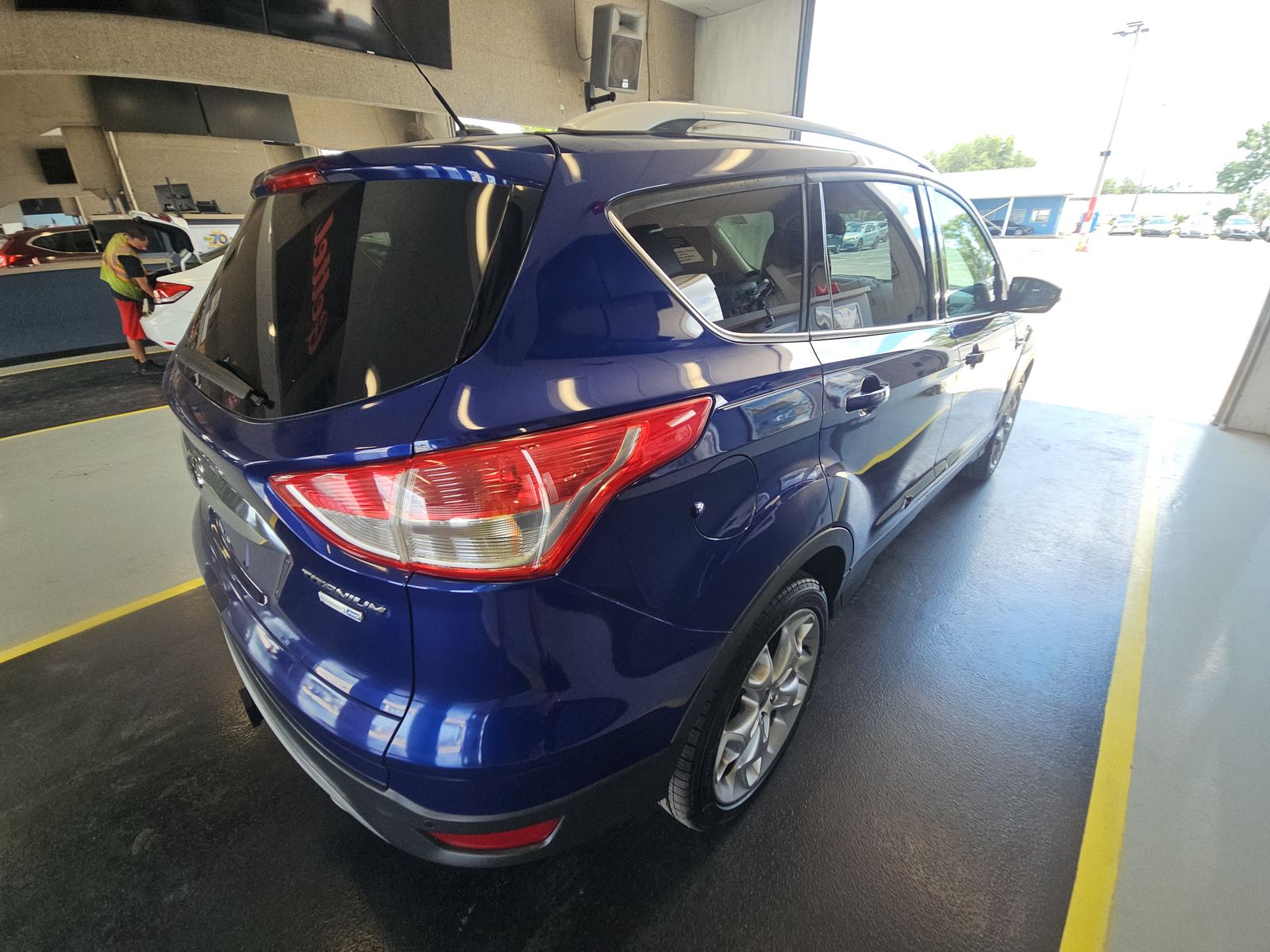 FORD ESCAPE - 5