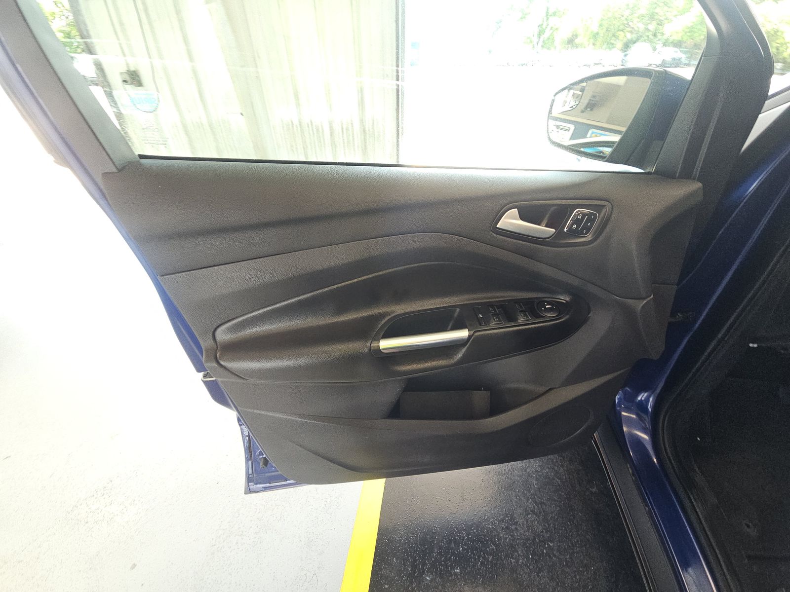FORD ESCAPE - 10