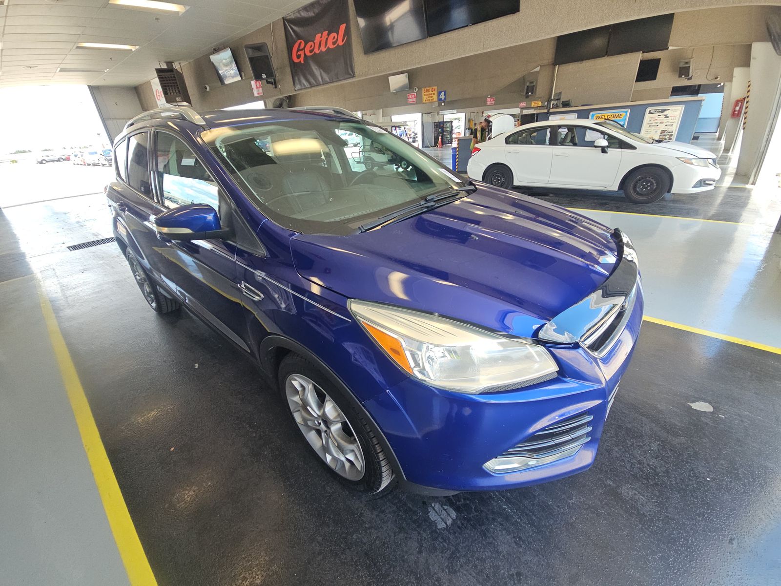 FORD ESCAPE - 4