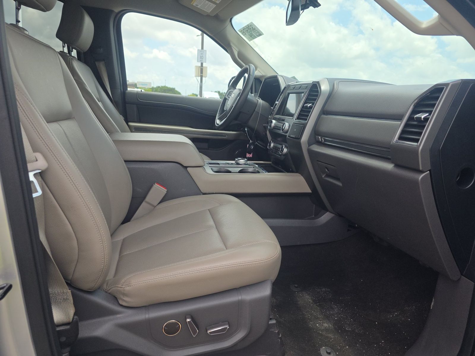 FORD EXPEDITION - 9