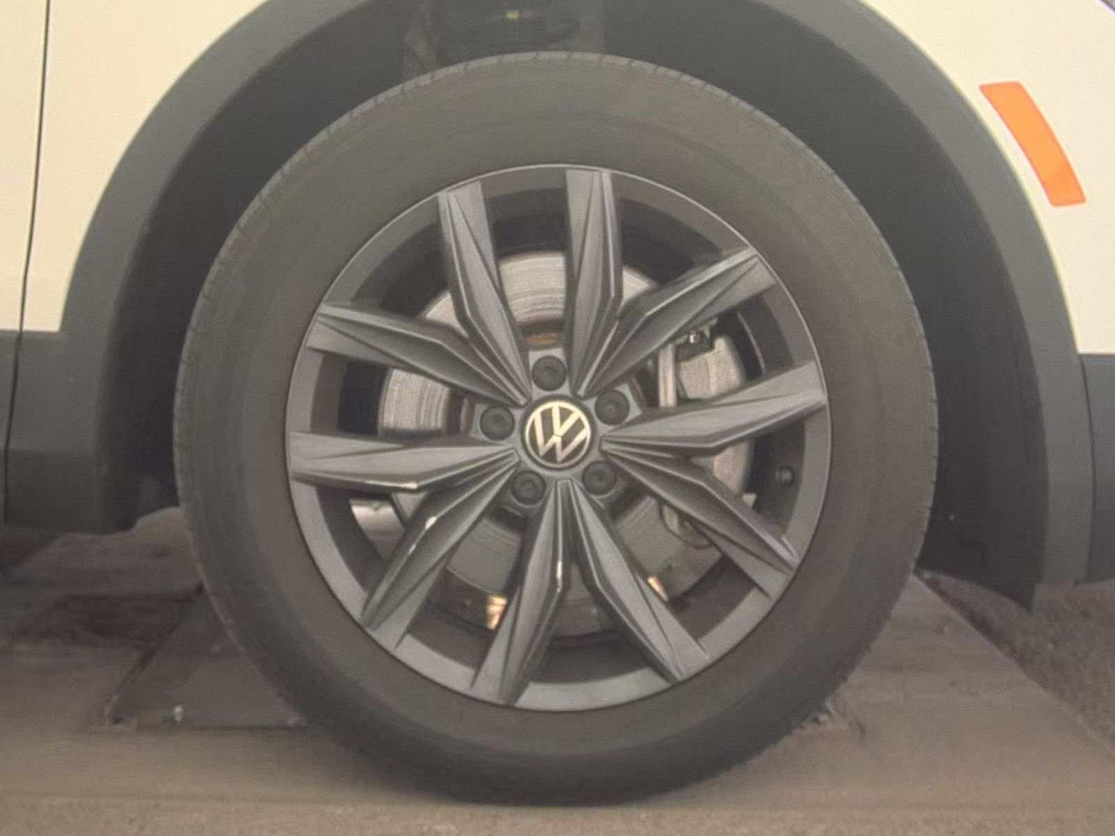 2022 Volkswagen Tiguan 2.0T SE AWD