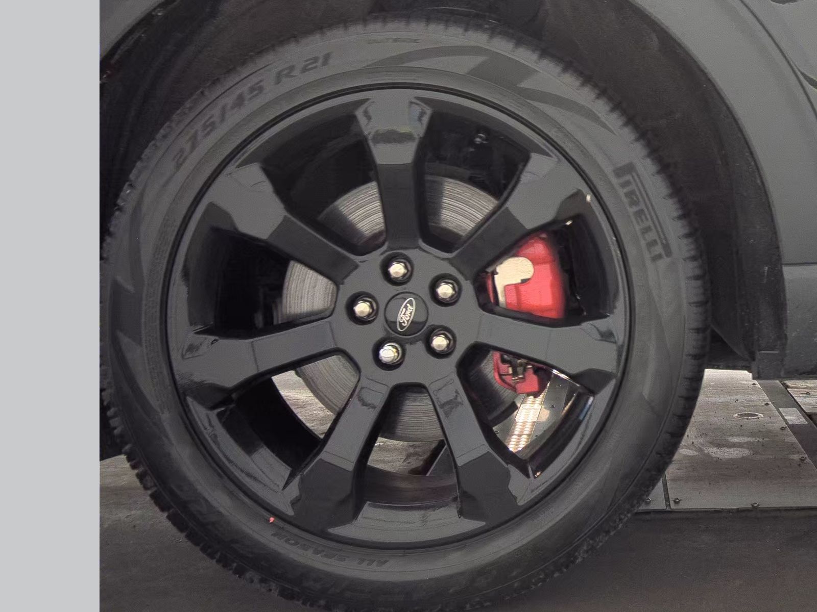 FORD EXPLORER - 10