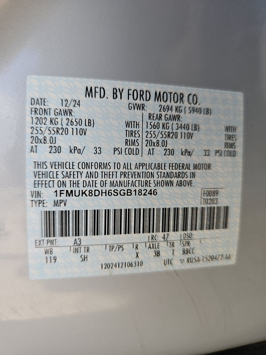 2025 Ford Explorer Active AWD