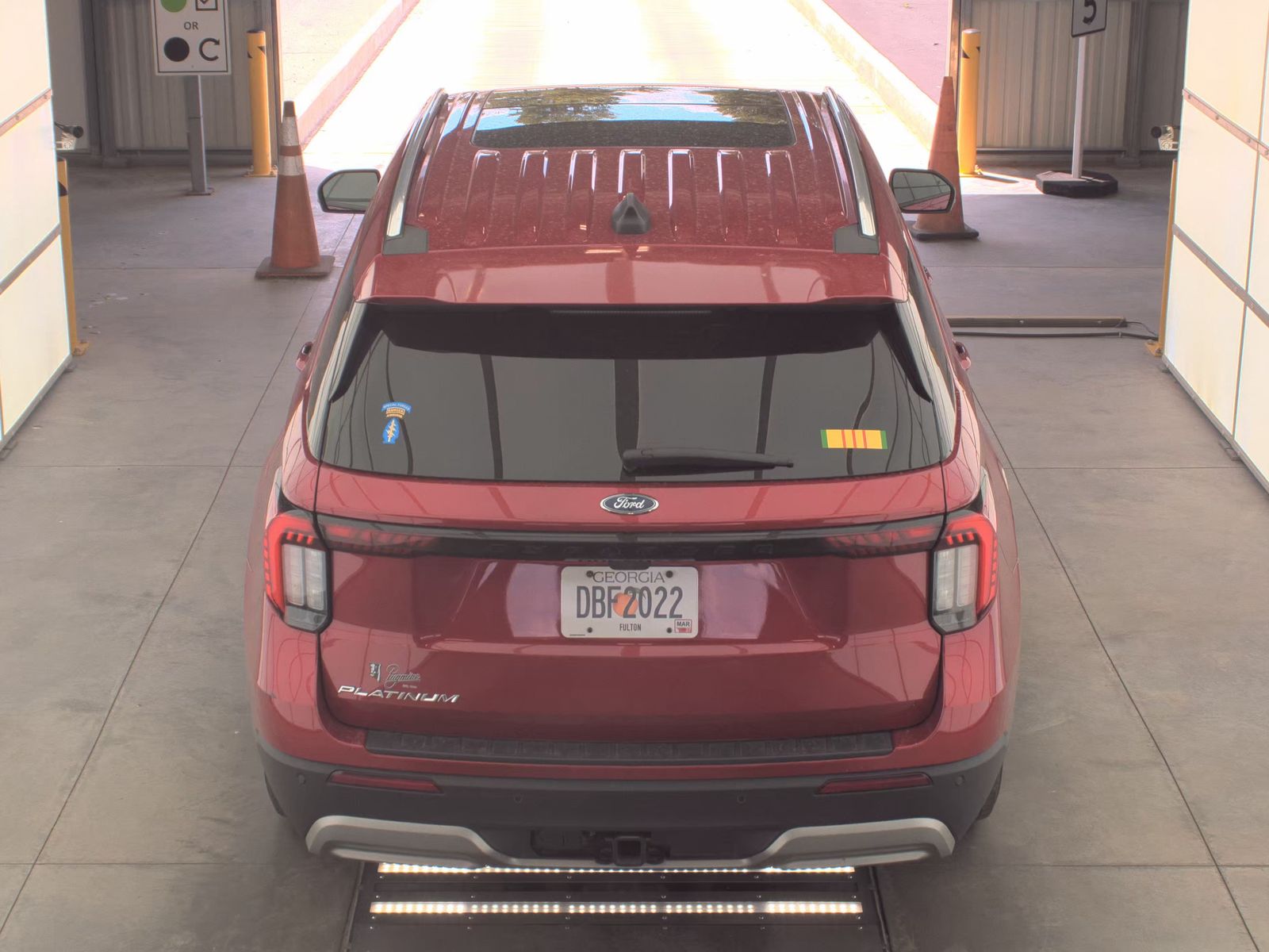 FORD EXPLORER - 7
