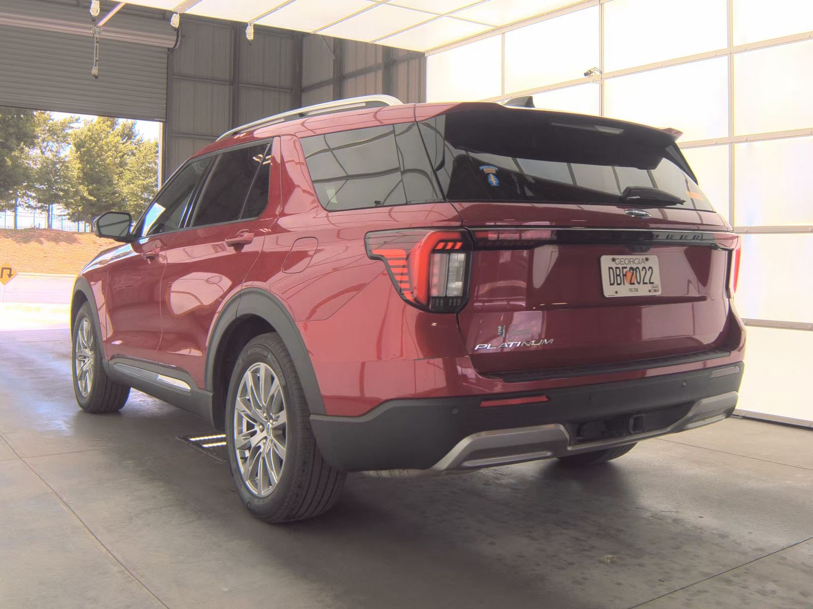 FORD EXPLORER - 9