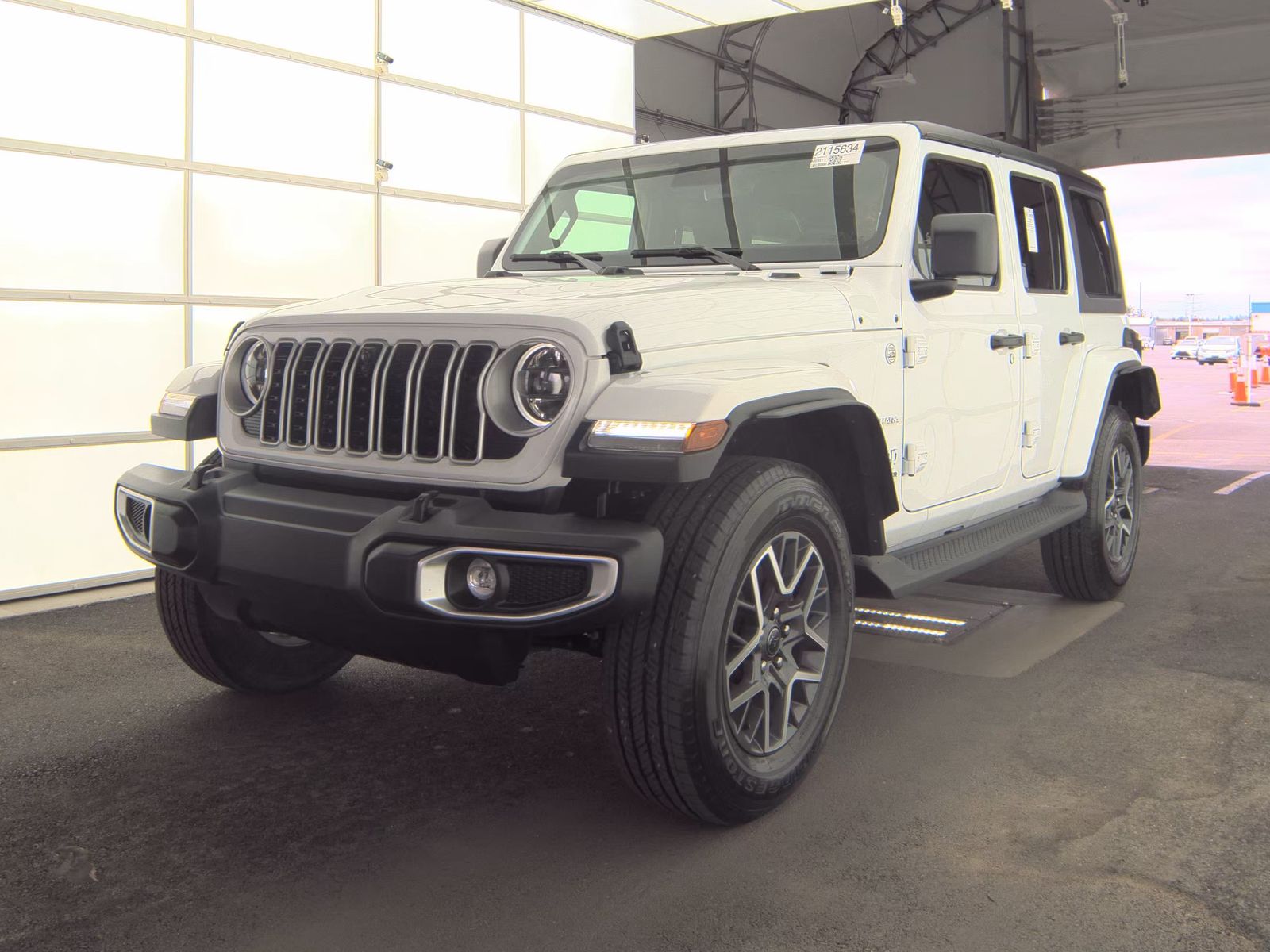 2024 Jeep Wrangler Sahara AWD