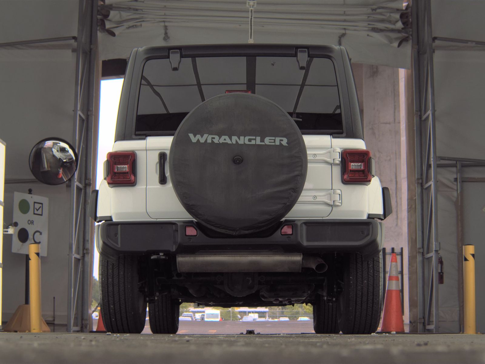 2024 Jeep Wrangler Sahara AWD