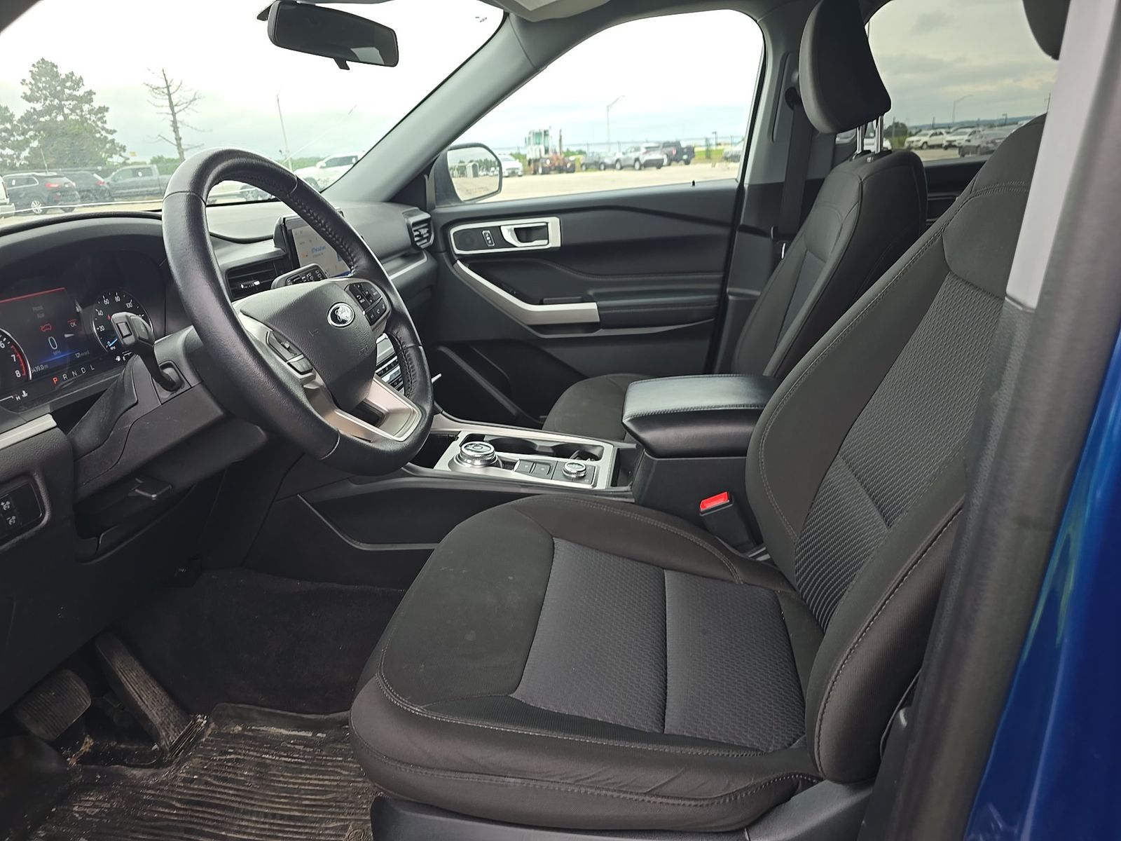 FORD EXPLORER - 8