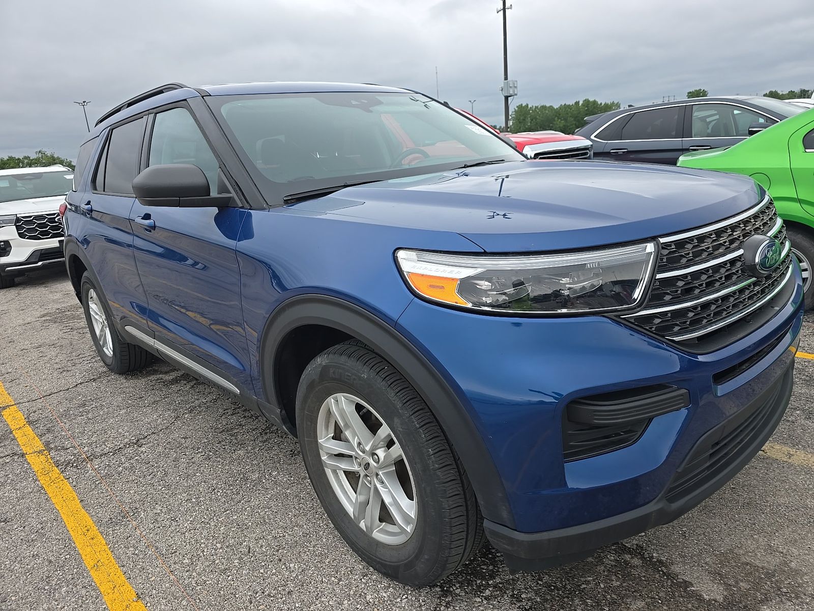 FORD EXPLORER - 4