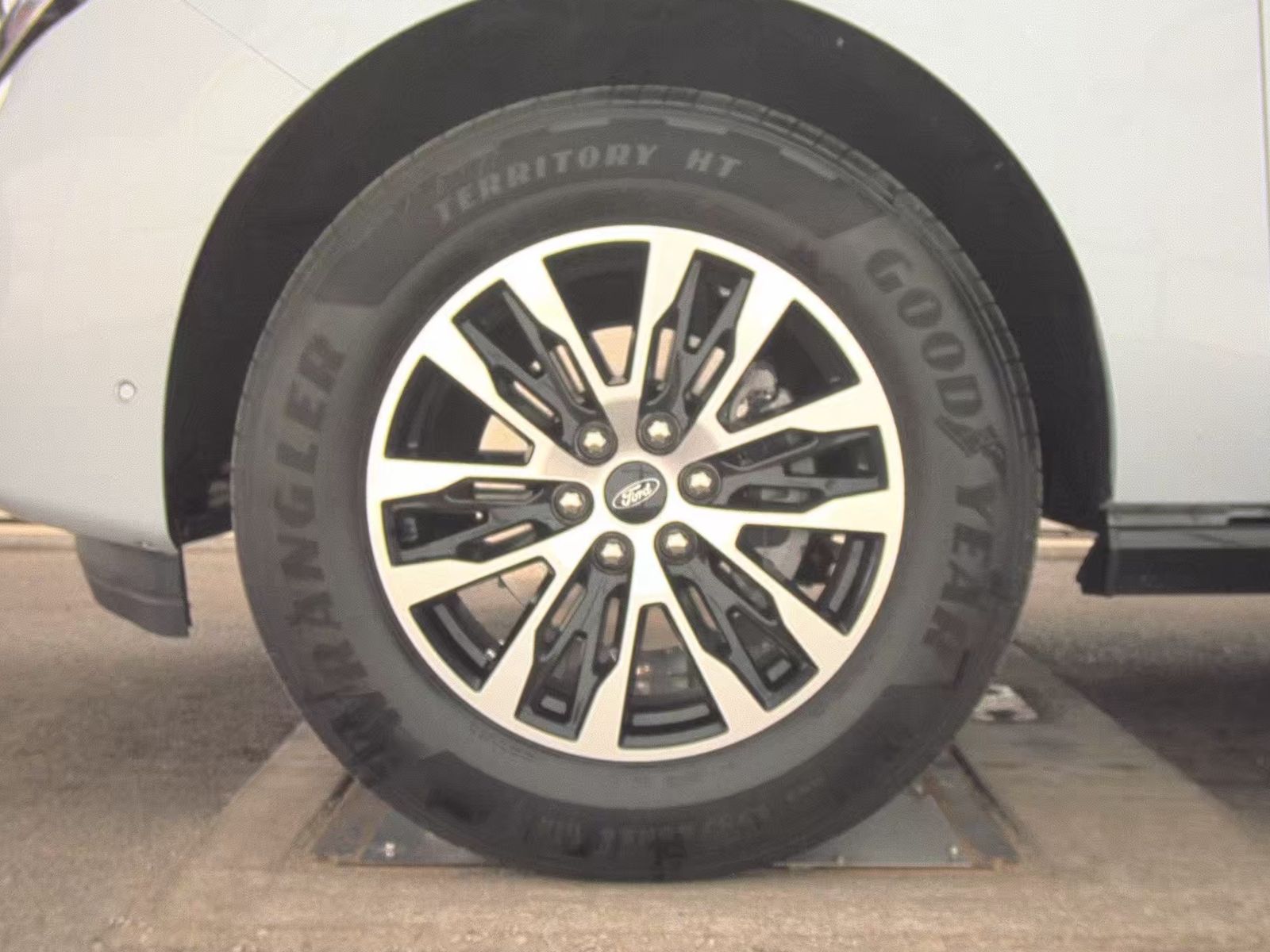FORD EXPEDITION MAX - 10