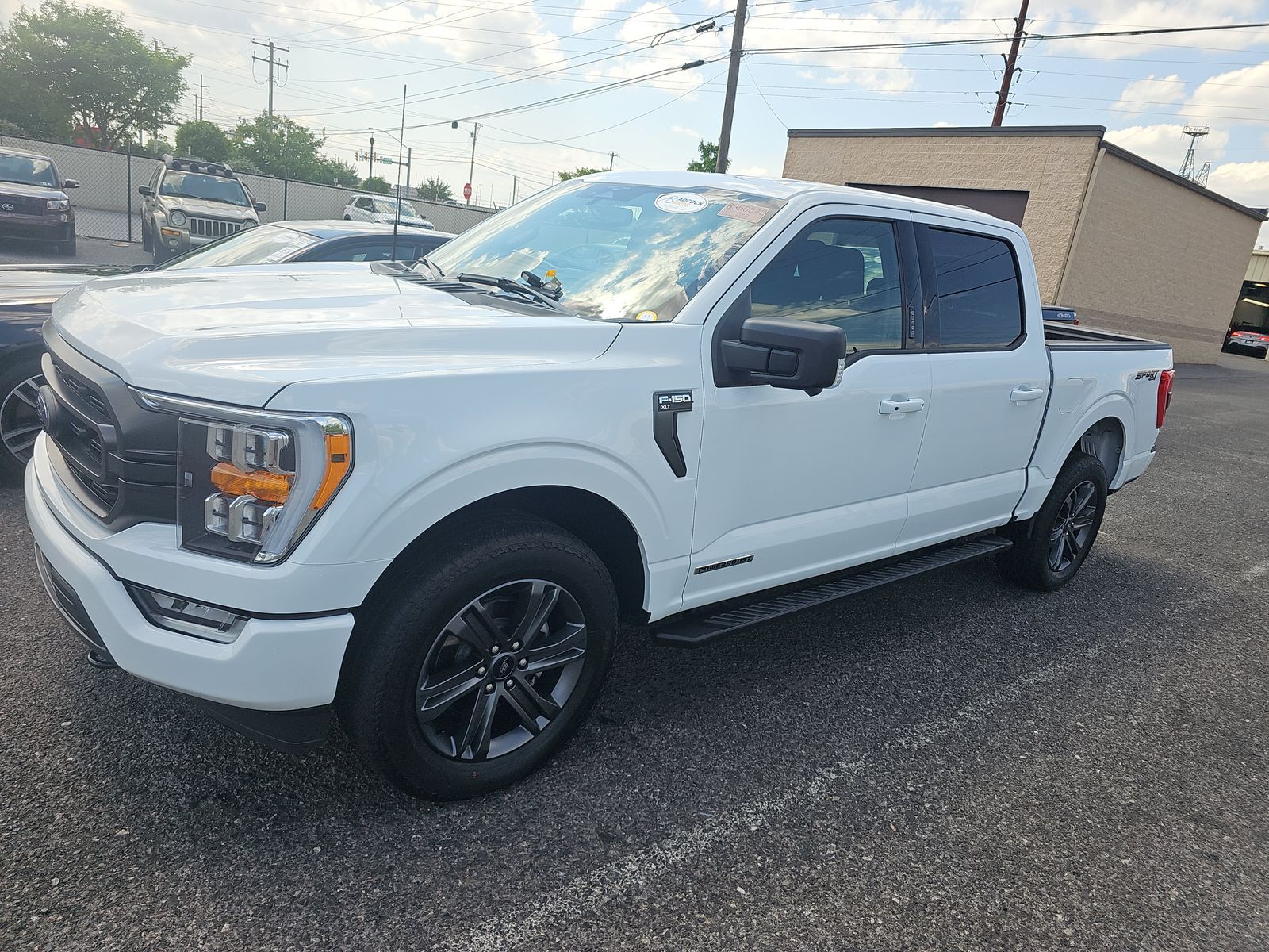2023 Ford F-150 XLT 4x4 SuperCrew 5-1/2 Box's photo