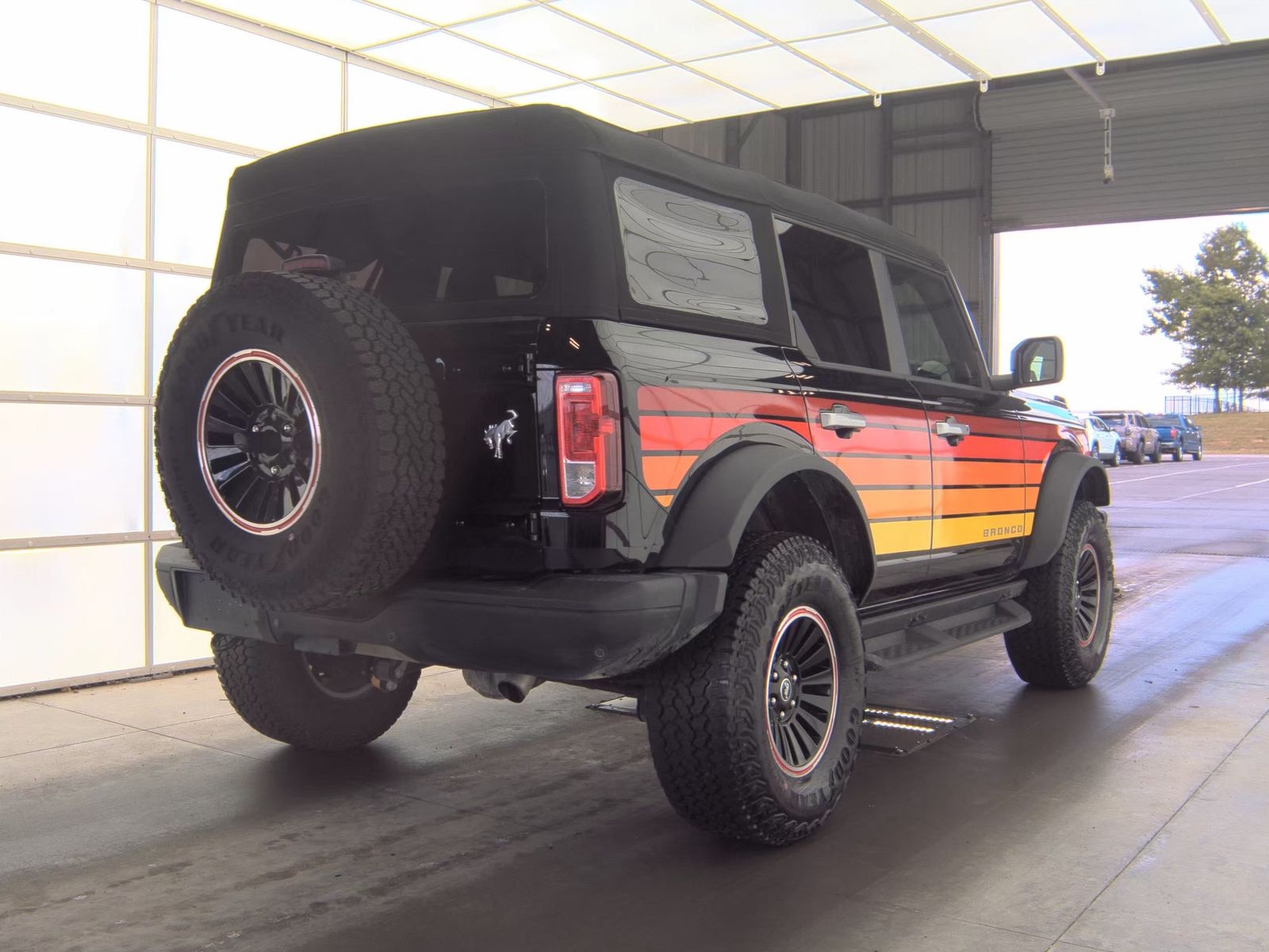 FORD BRONCO - 6