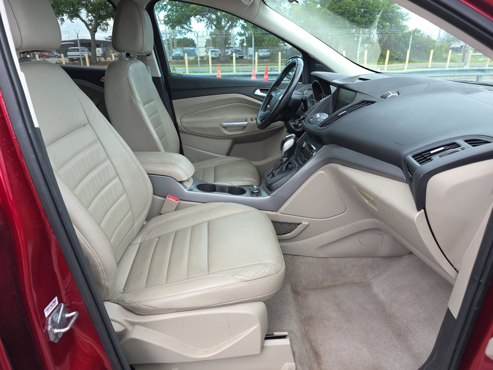 FORD ESCAPE - 3