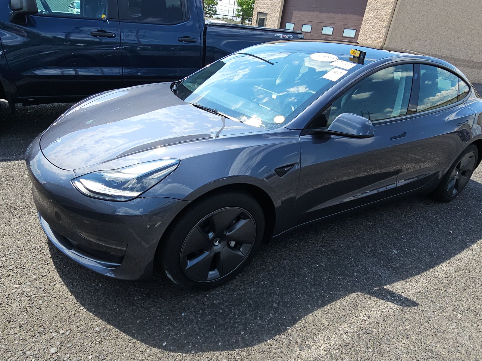 2023 Tesla Model 3's photo