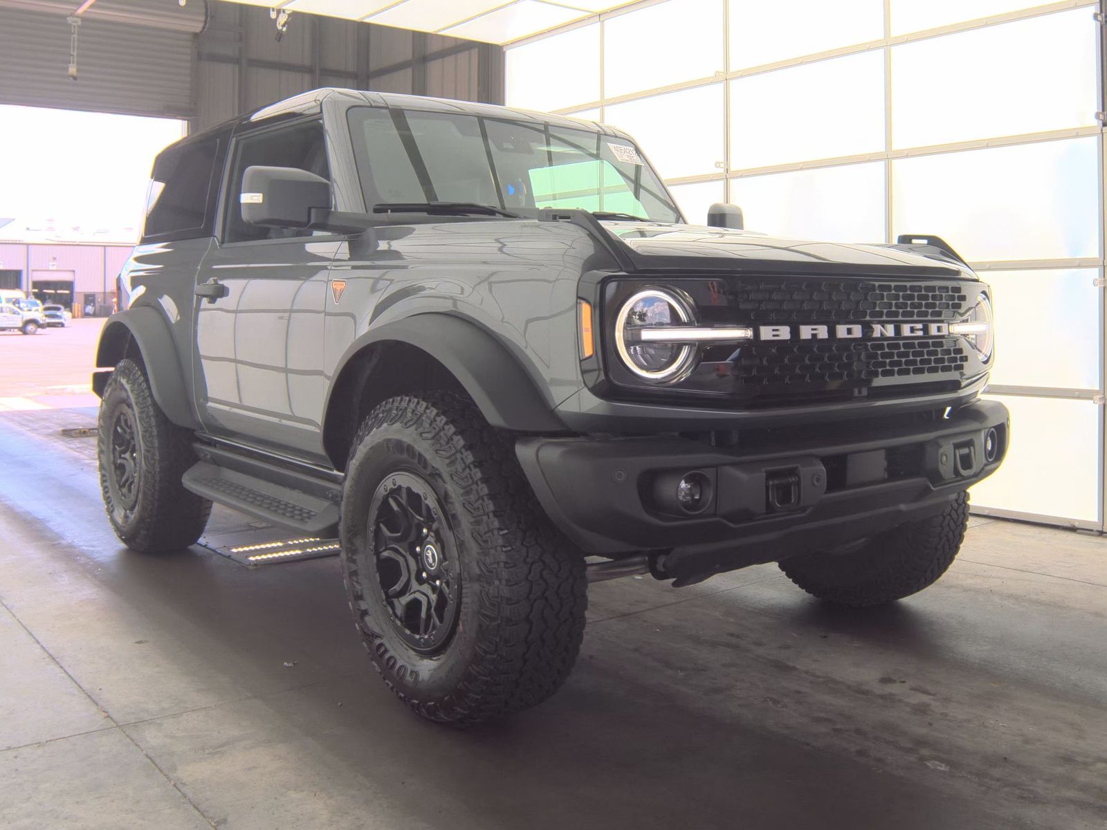 FORD BRONCO - 5