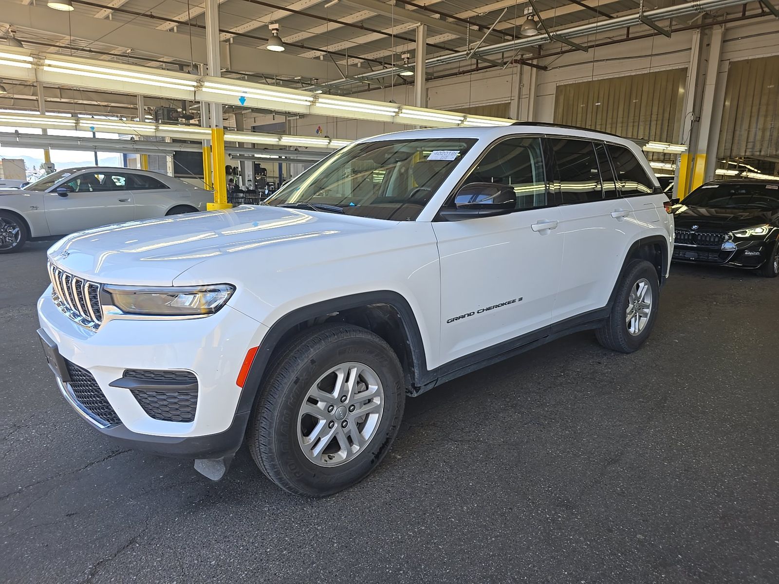 2024 Jeep Grand Cherokee Laredo AWD