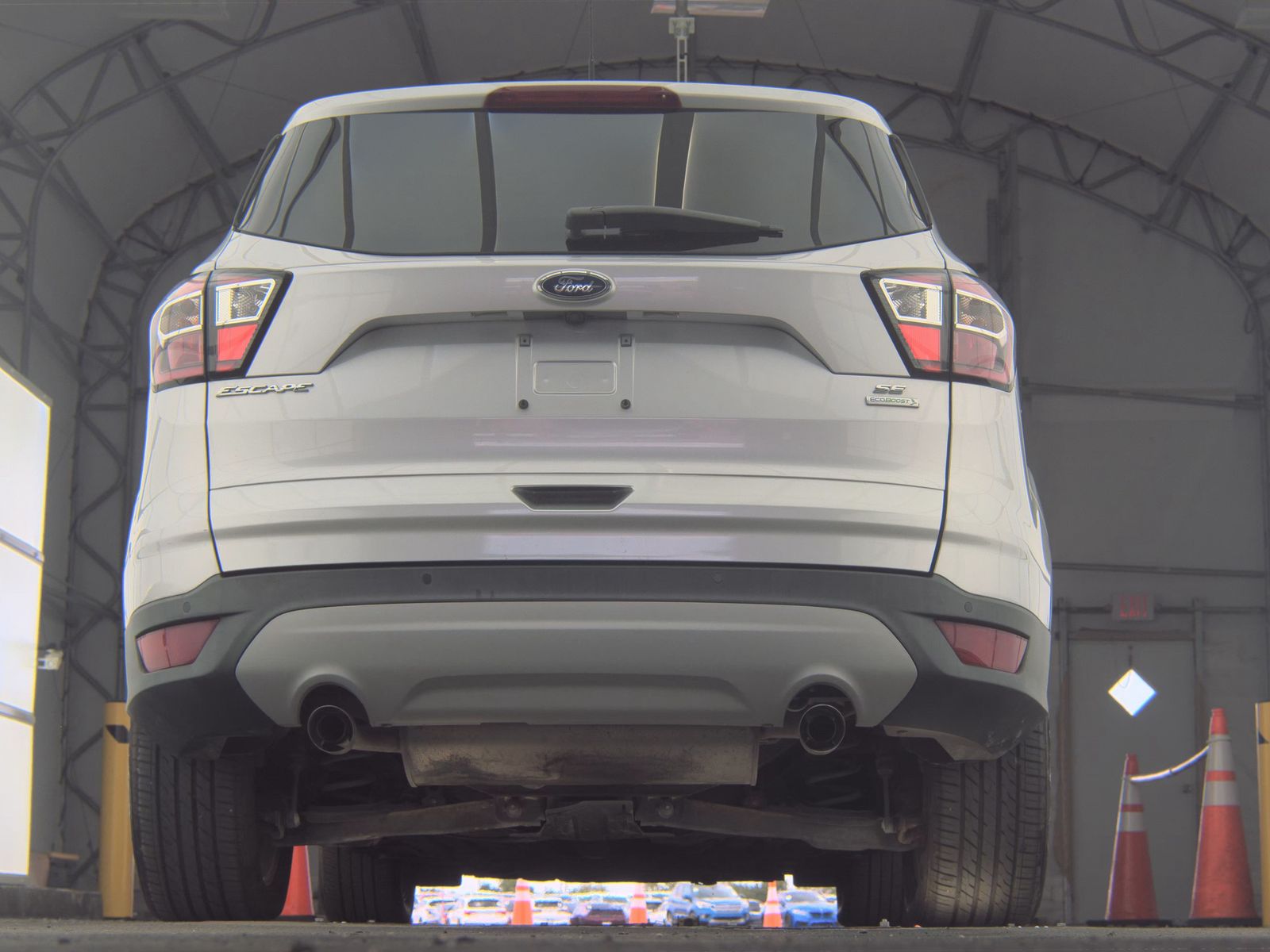 FORD ESCAPE - 8