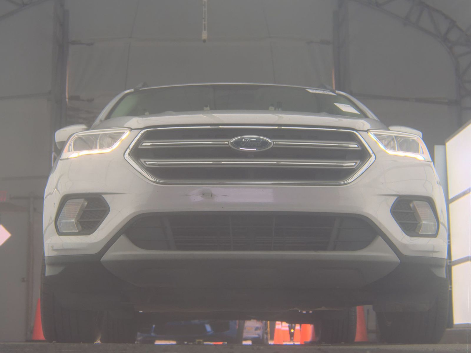 FORD ESCAPE - 4