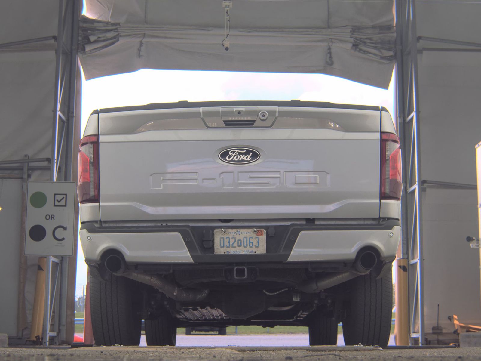 FORD F-150 - 8