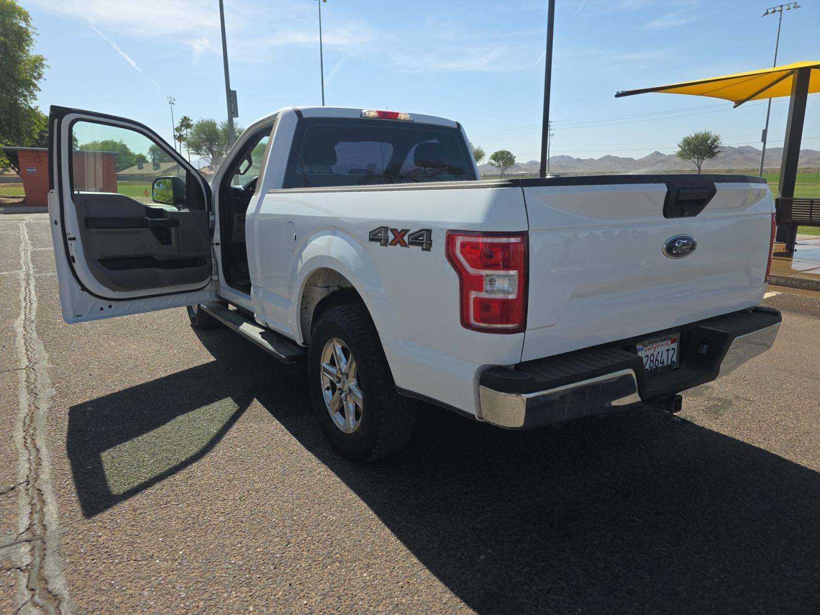 FORD F-150 - 4
