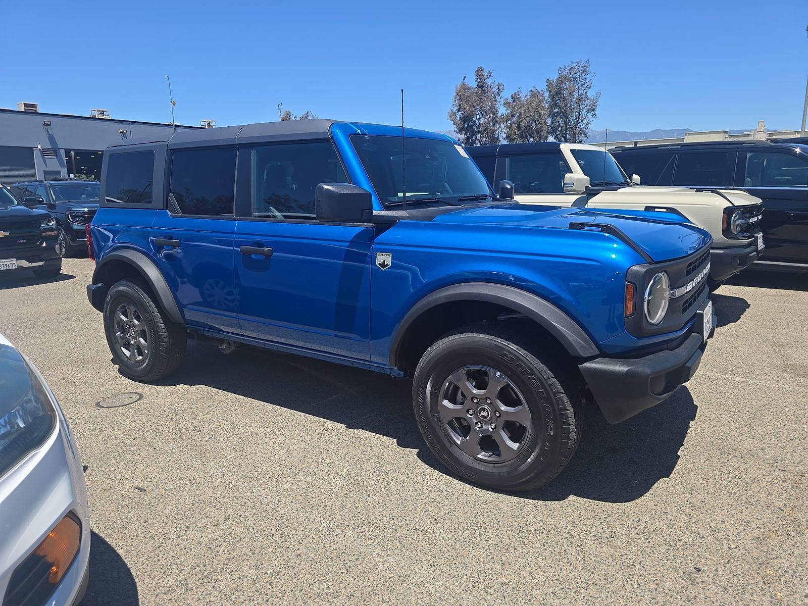 FORD BRONCO - 4