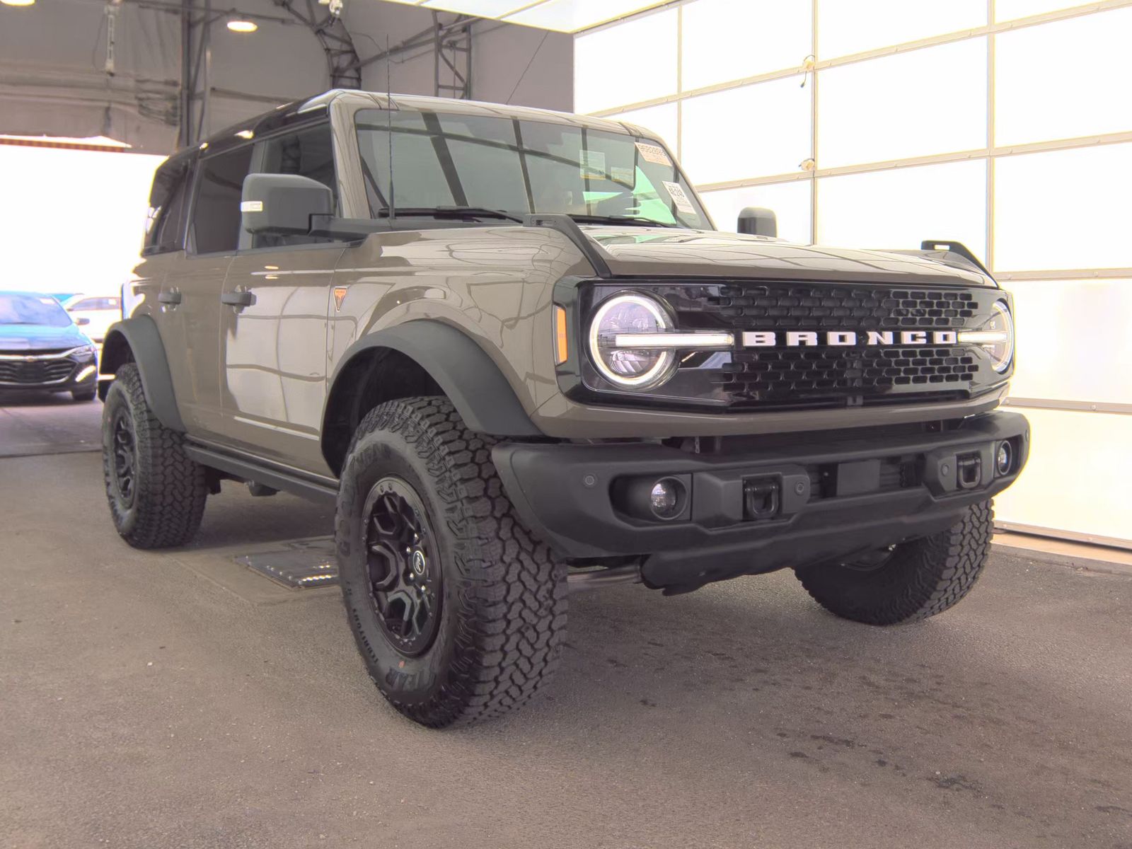 FORD BRONCO - 5