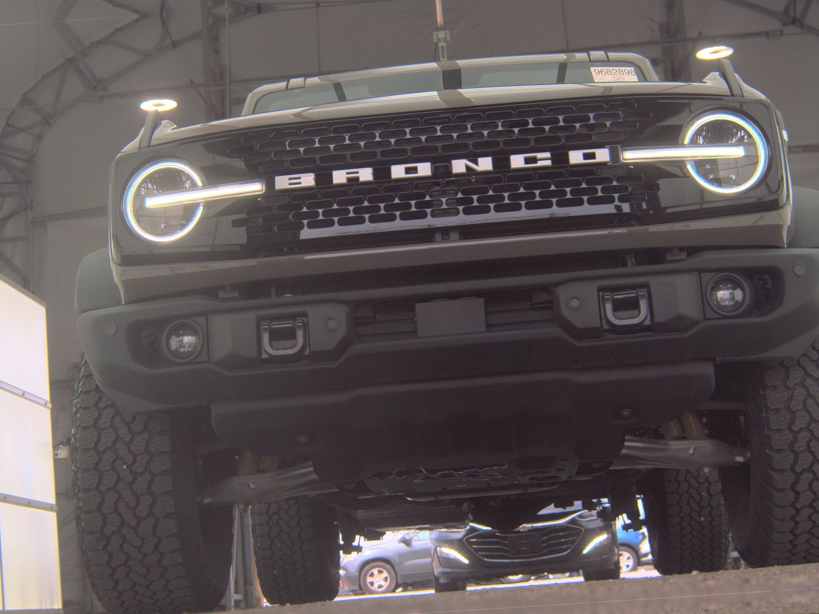 FORD BRONCO - 4
