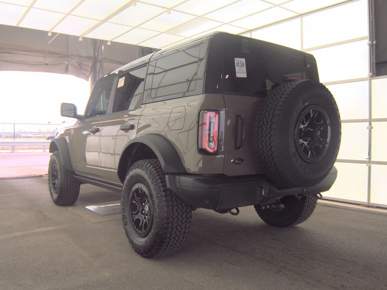 FORD BRONCO - 9