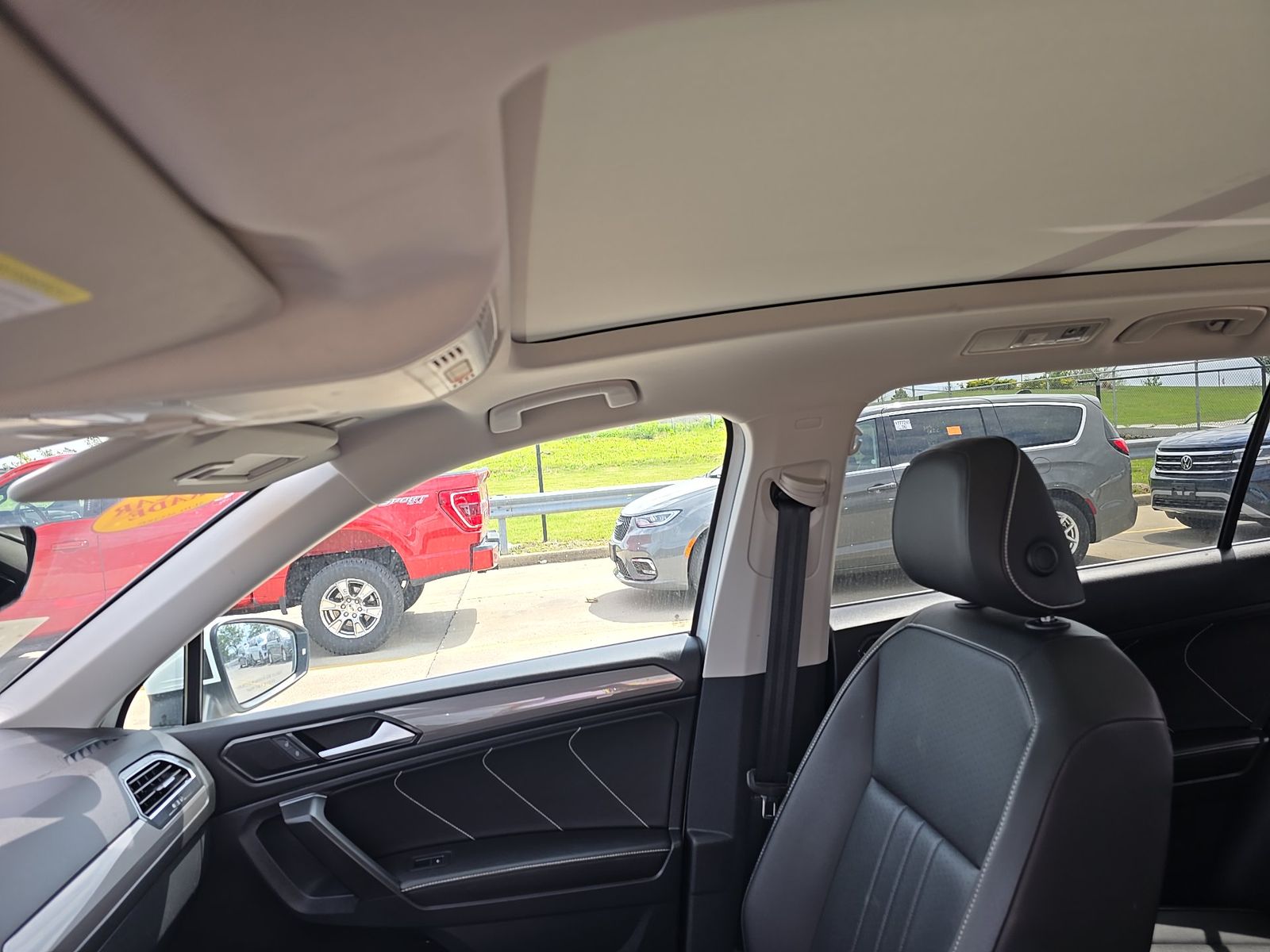 2022 Volkswagen Tiguan 2.0T SE AWD