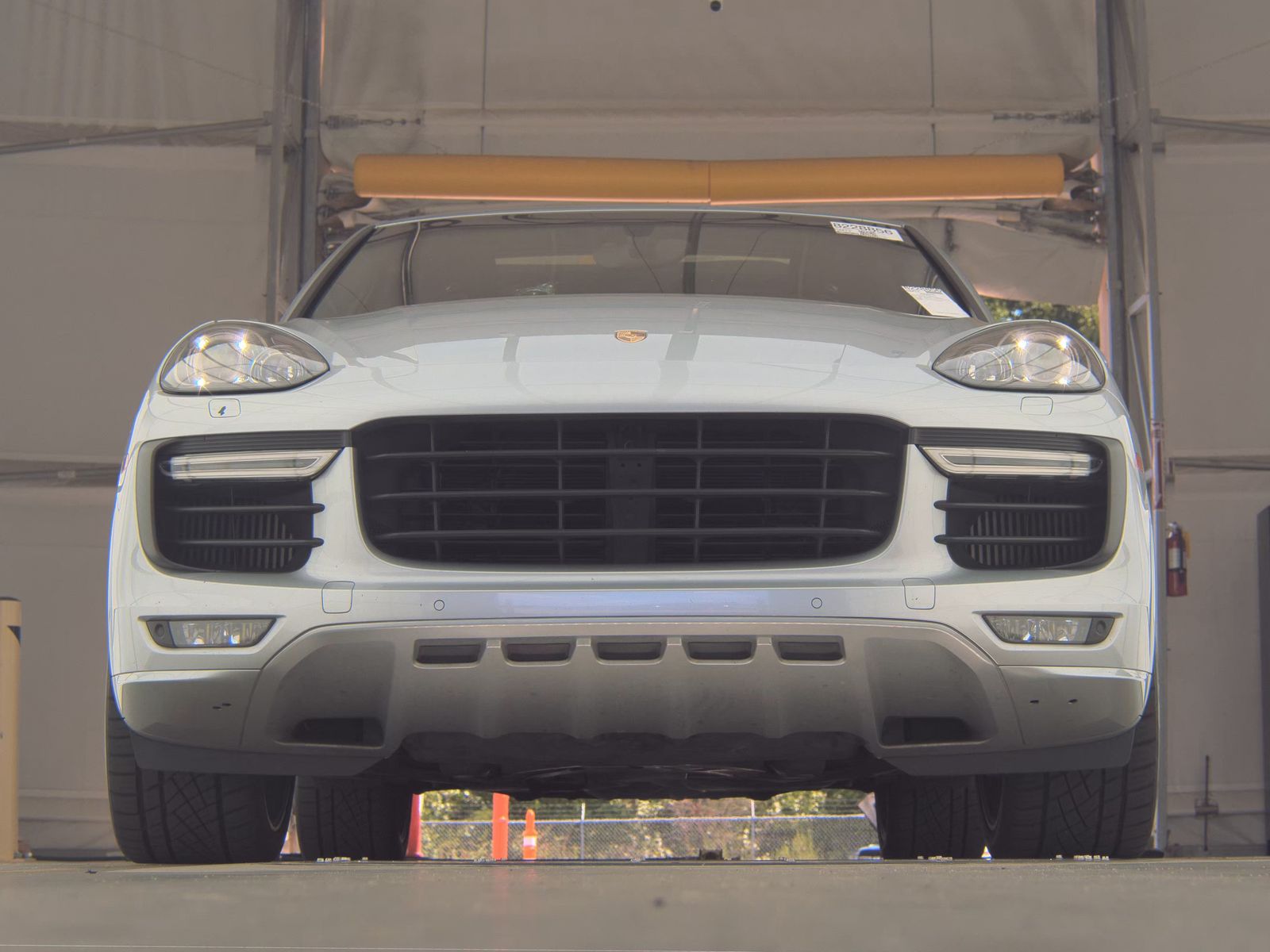 PORSCHE CAYENNE - 4