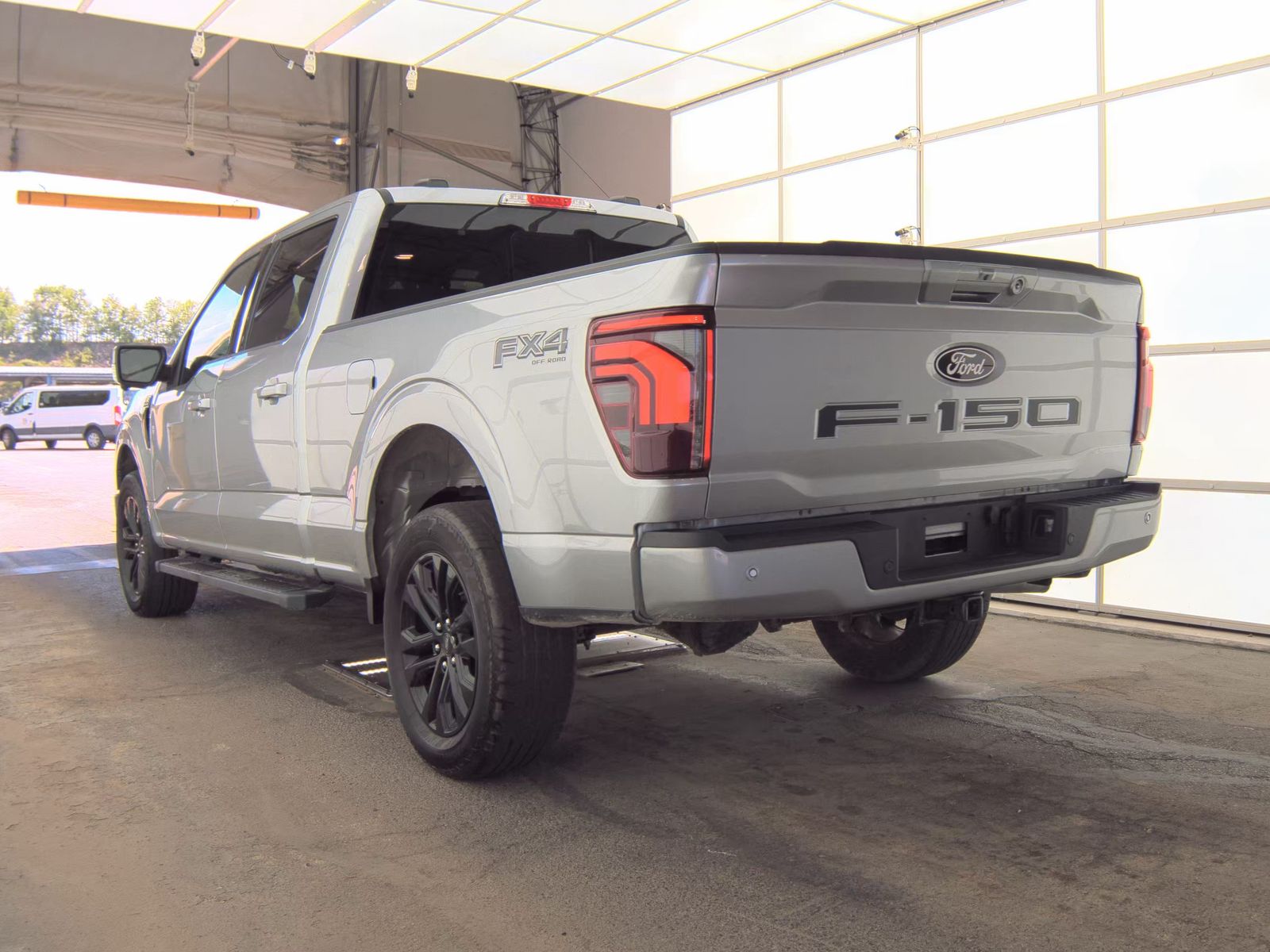2024 Ford F-150 Lariat AWD