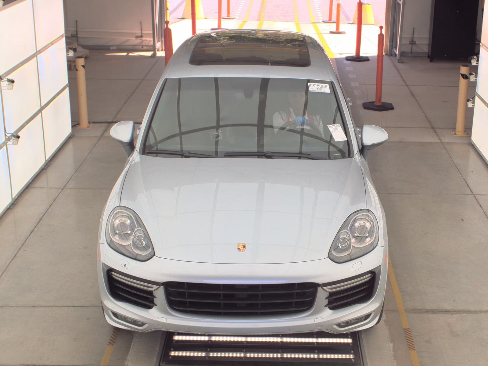 PORSCHE CAYENNE - 3