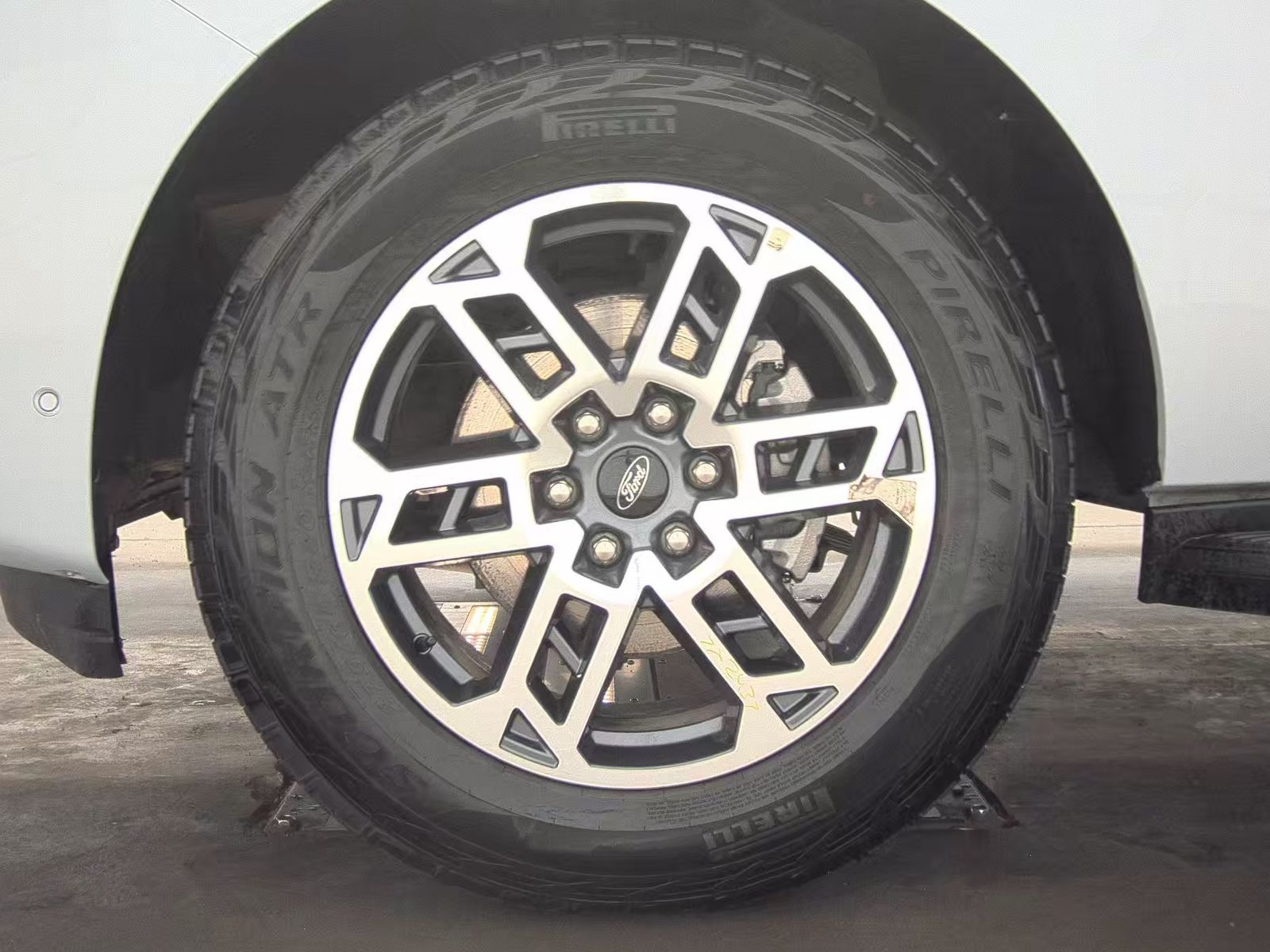 FORD EXPEDITION - 10