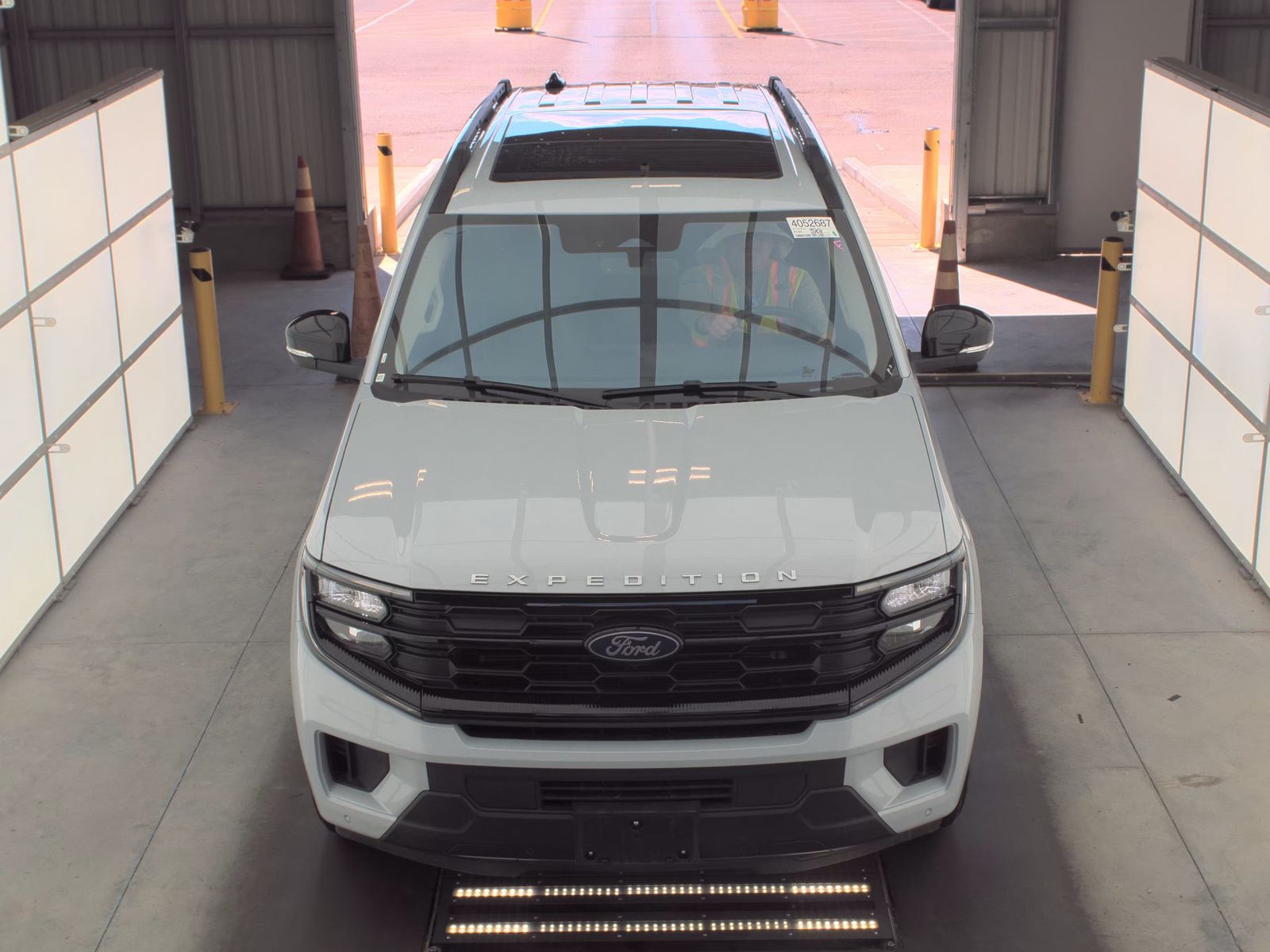 FORD EXPEDITION - 3