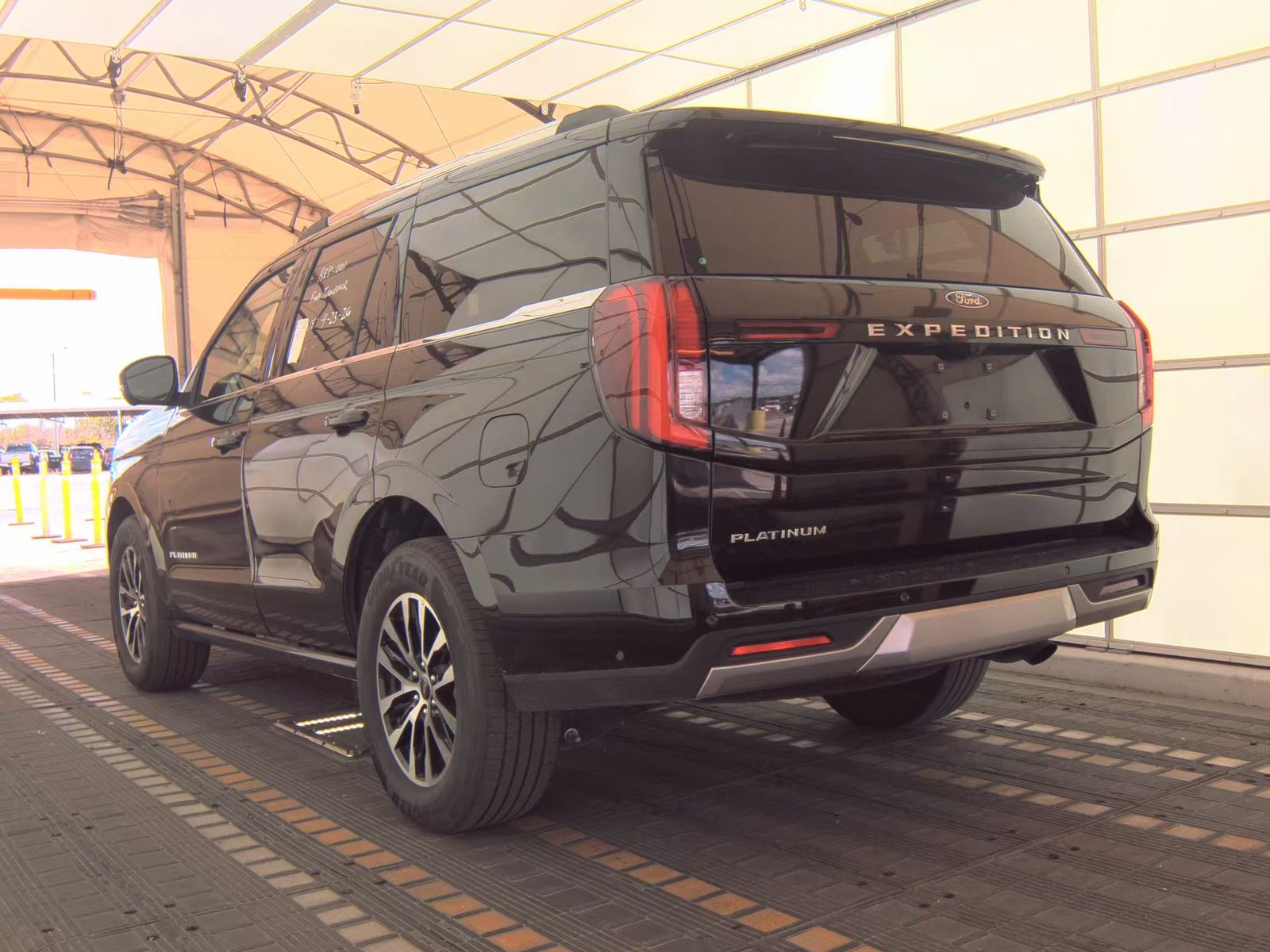FORD EXPEDITION - 9