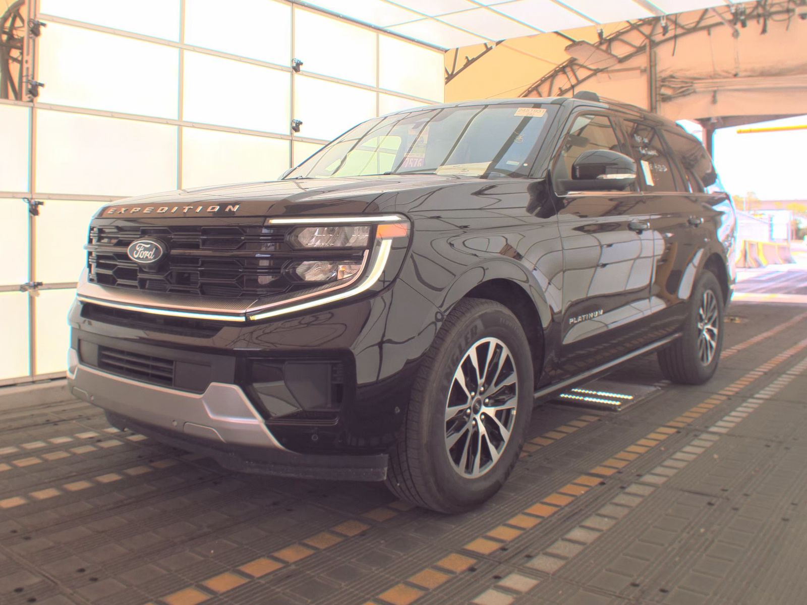 FORD EXPEDITION - 1