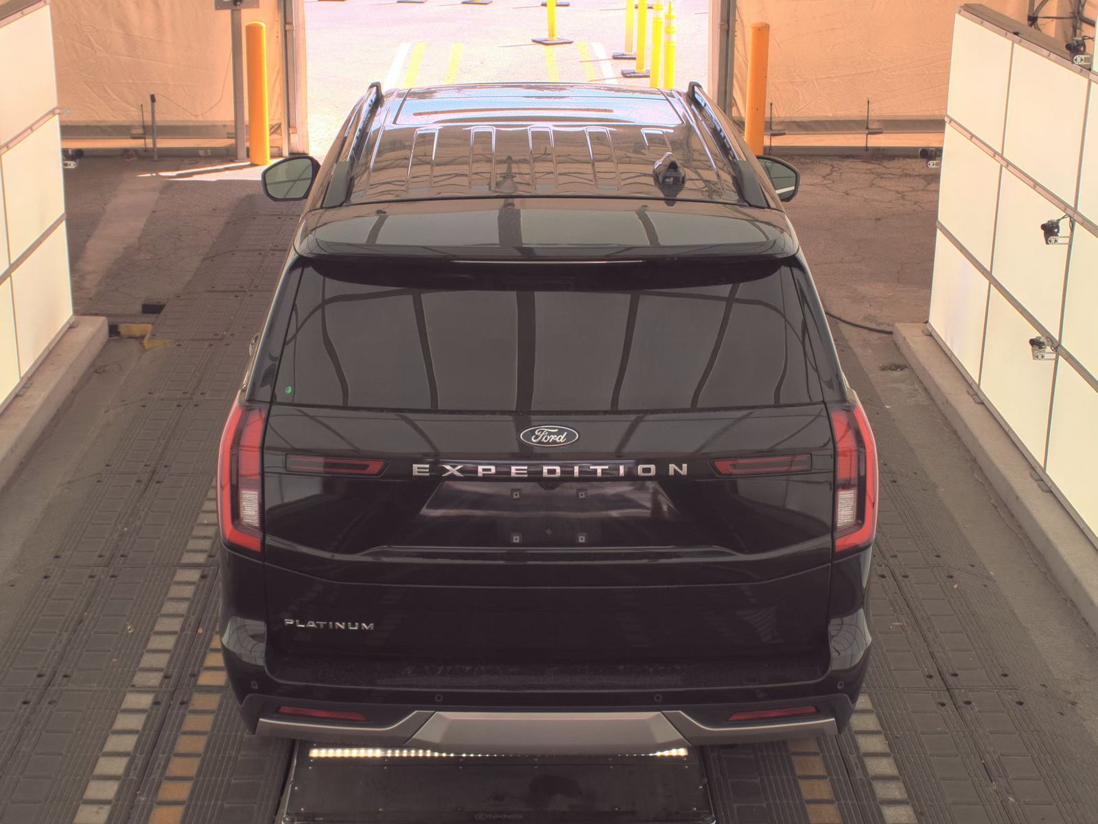 FORD EXPEDITION - 7