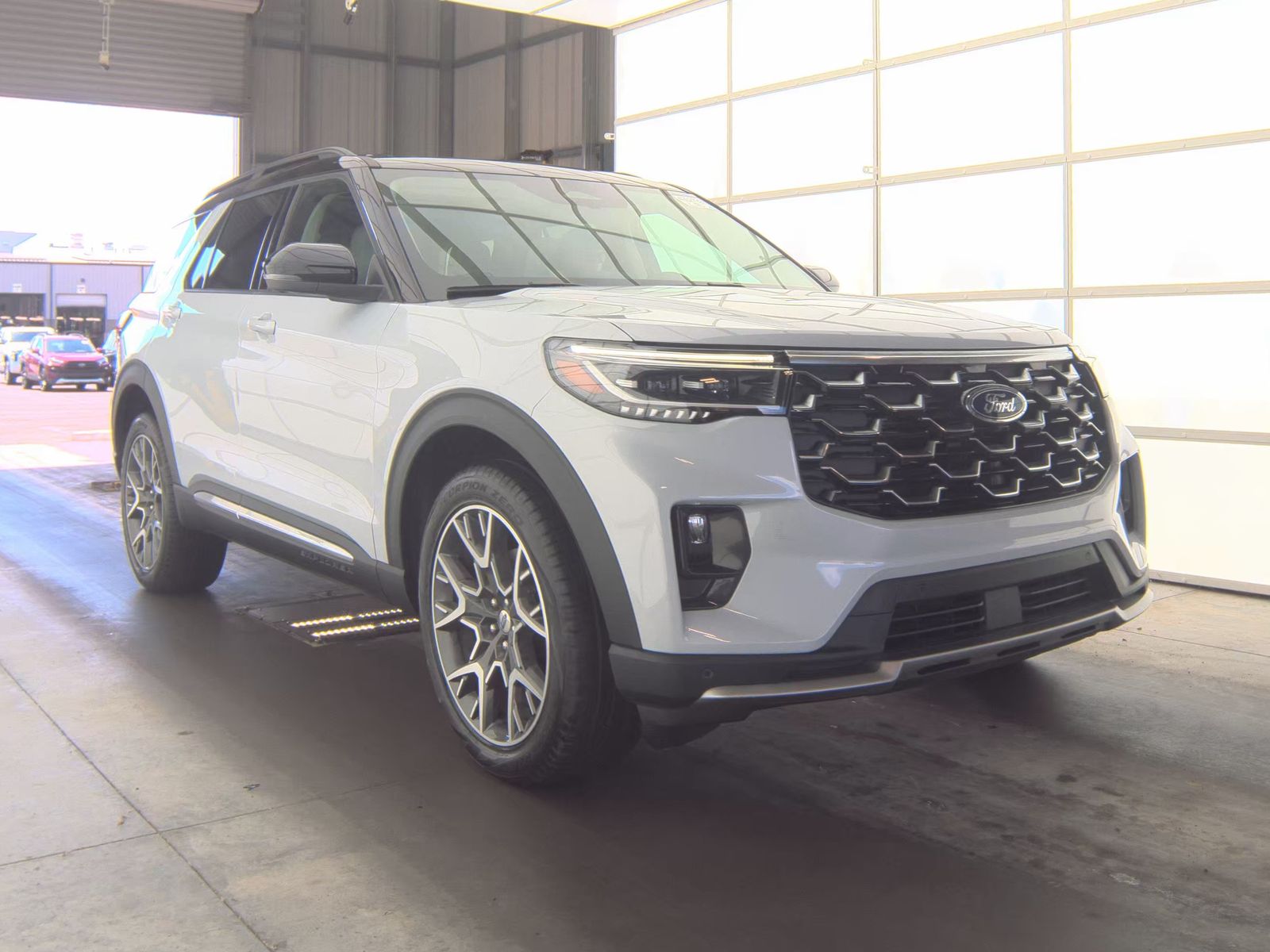 FORD EXPLORER - 5