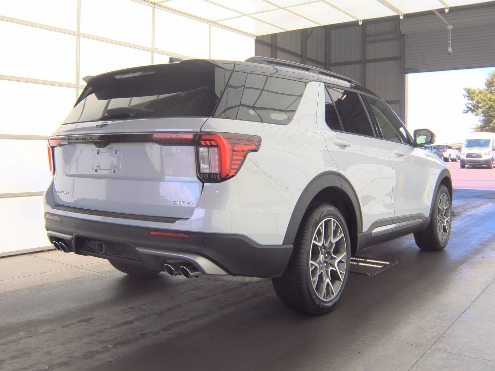 FORD EXPLORER - 6