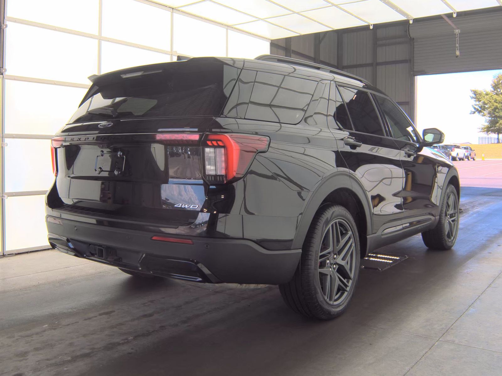 FORD EXPLORER - 6