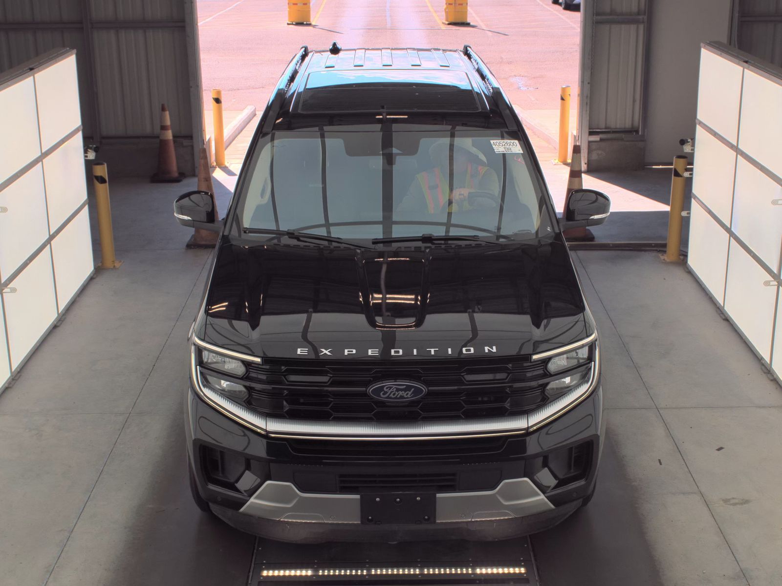 FORD EXPEDITION MAX - 3
