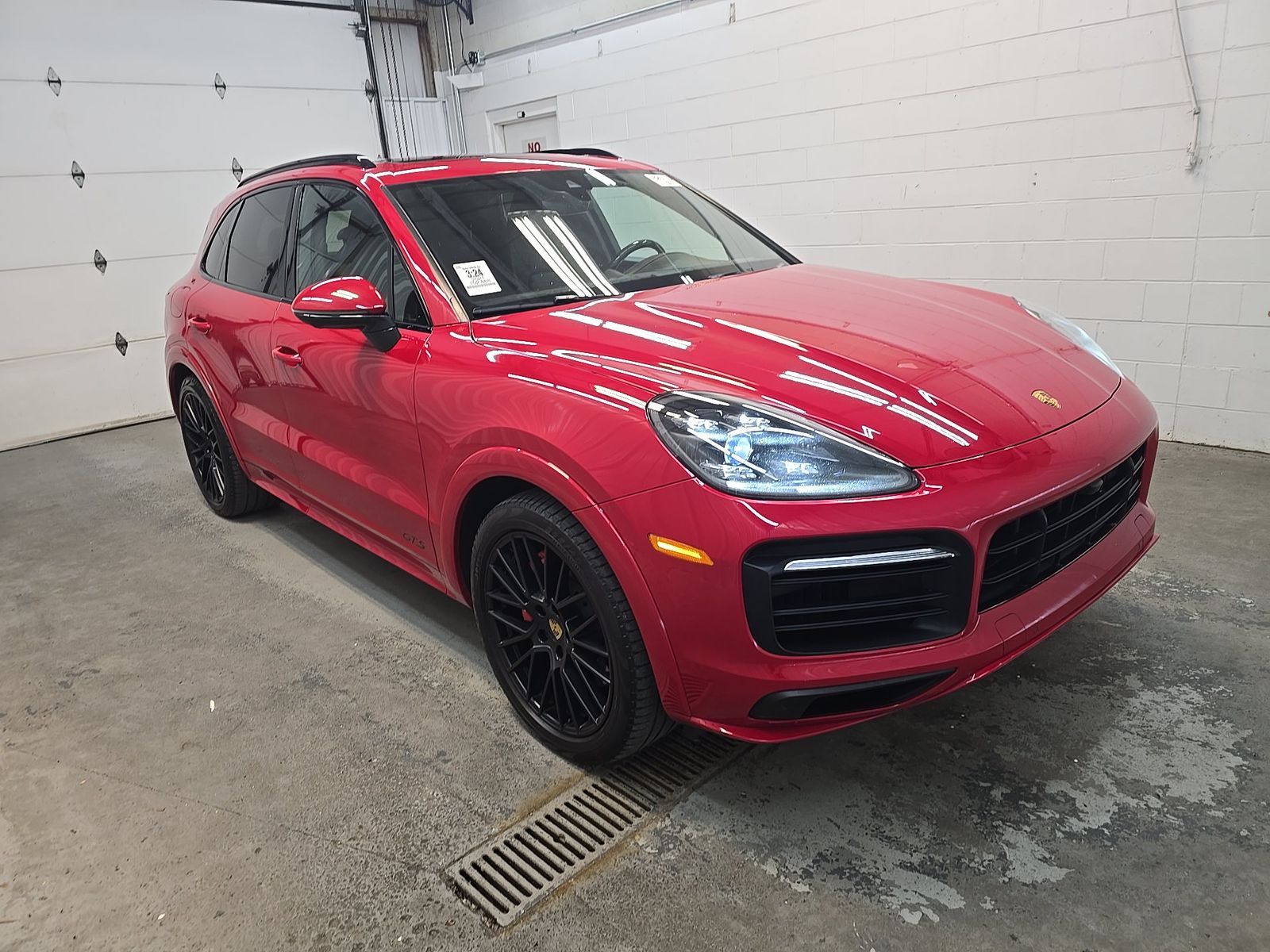 PORSCHE CAYENNE - 4
