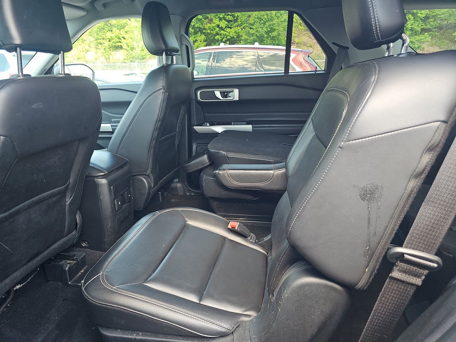 2023 Ford Explorer XLT AWD
